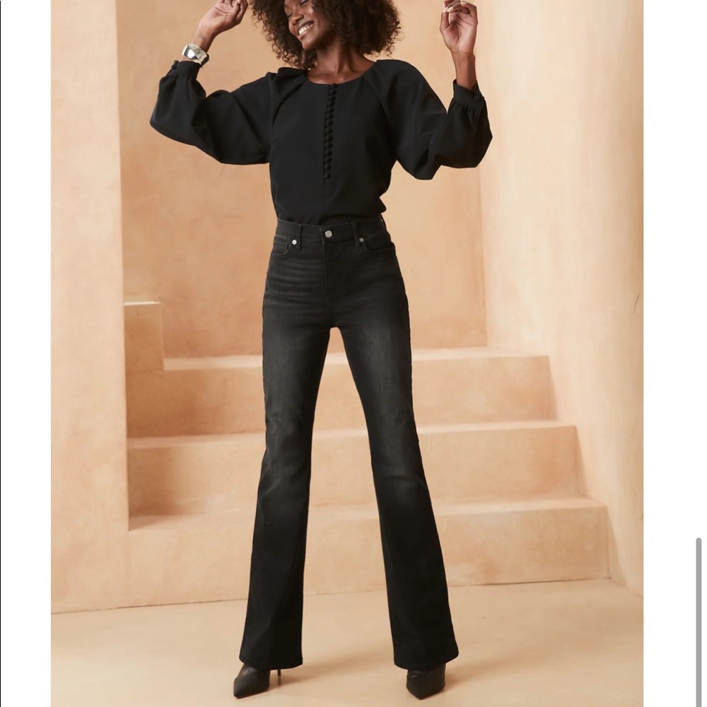 High rise black flare jeans, NWT size 28/6